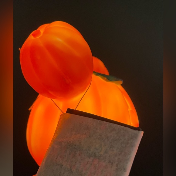 Light up Mickey Jack o lantern small pumpkin - Picture 2 of 6